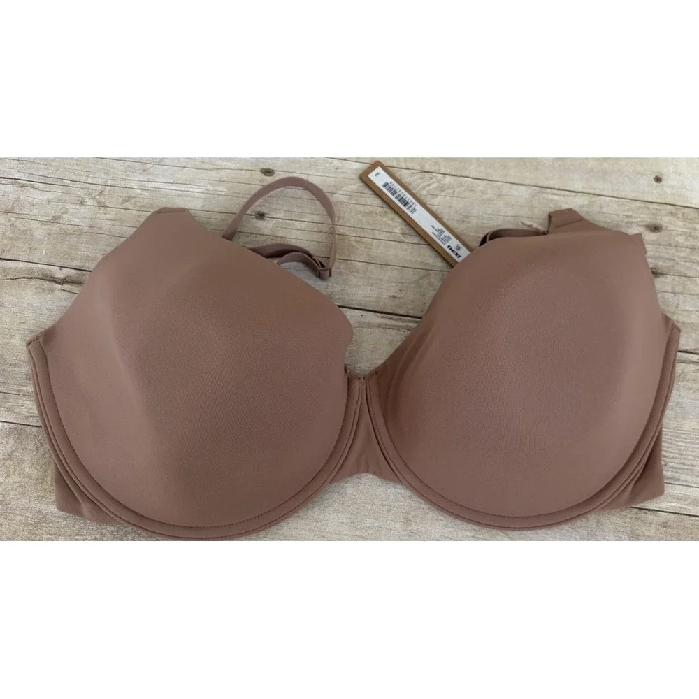 NWT - Skims Fits Everybody T Shirt Bra 38DD